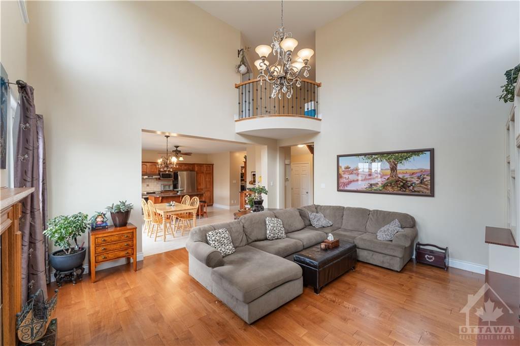 166 WINDANCE Crescent