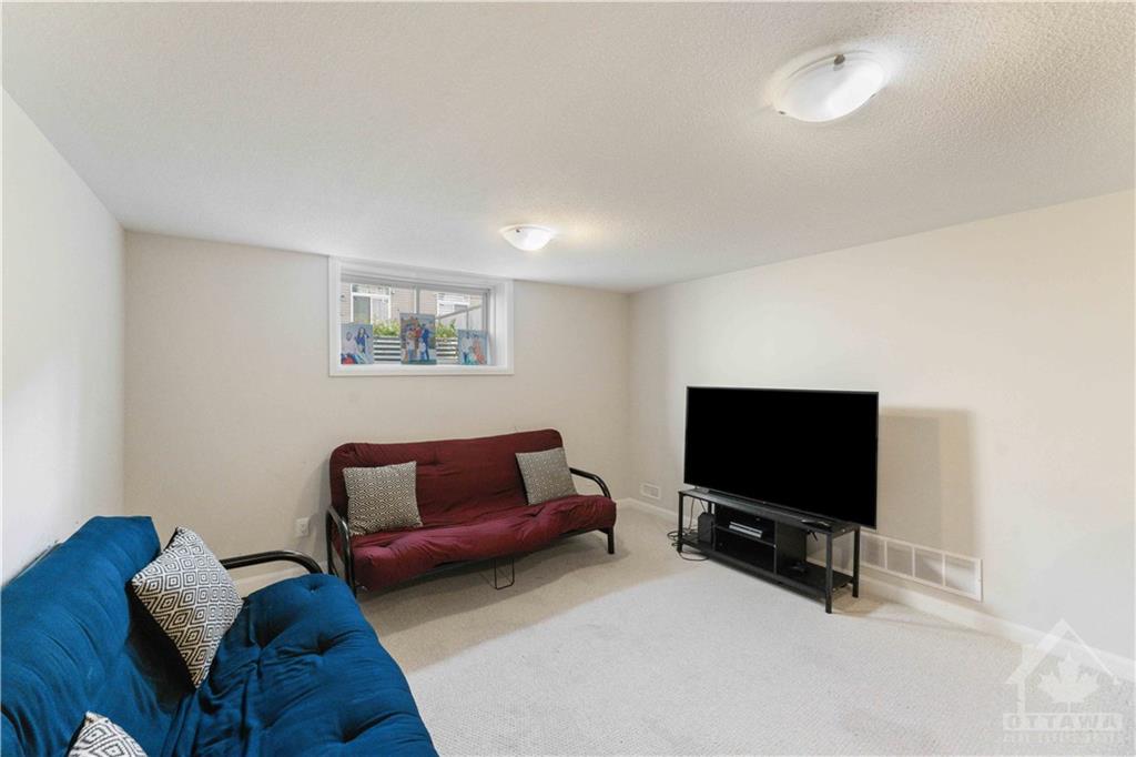 163 GARDENPOST Terrace