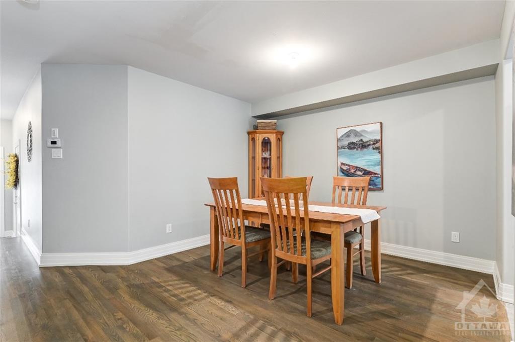 212 PURCHASE Crescent