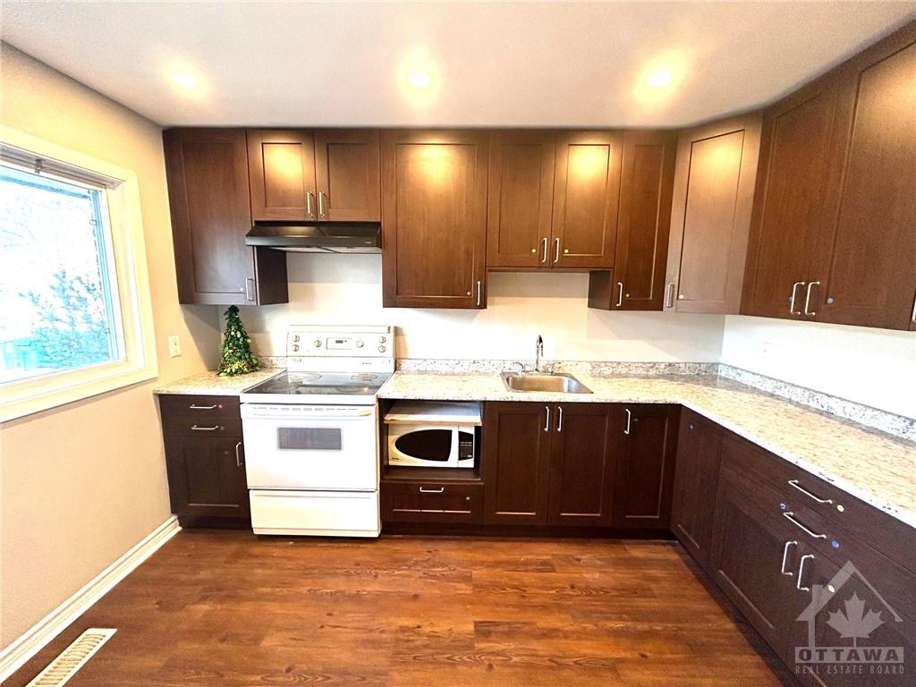 2683 PIMLICO Crescent