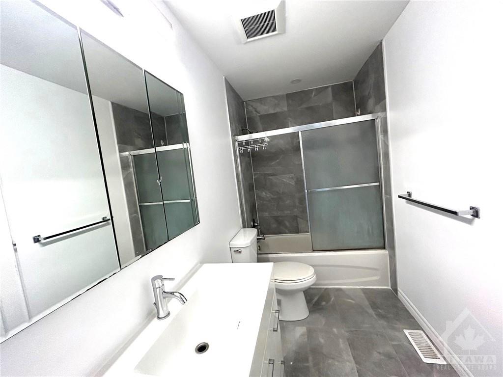 2683 PIMLICO Crescent