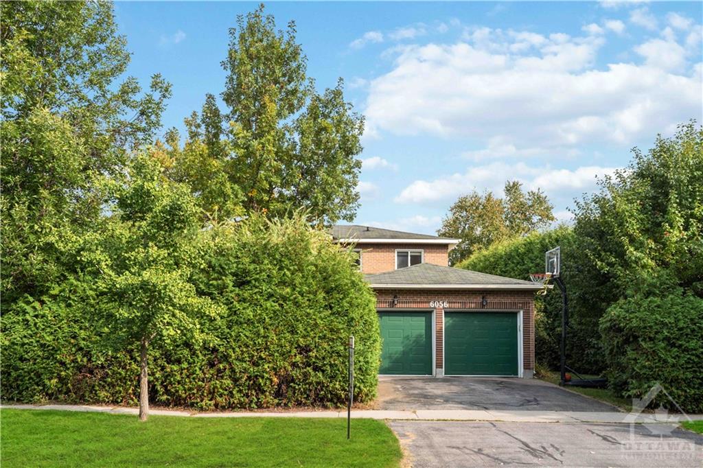 6056 MEADOWGLEN Drive