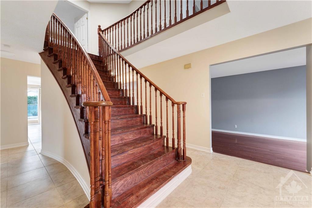 642 CHENIER Way