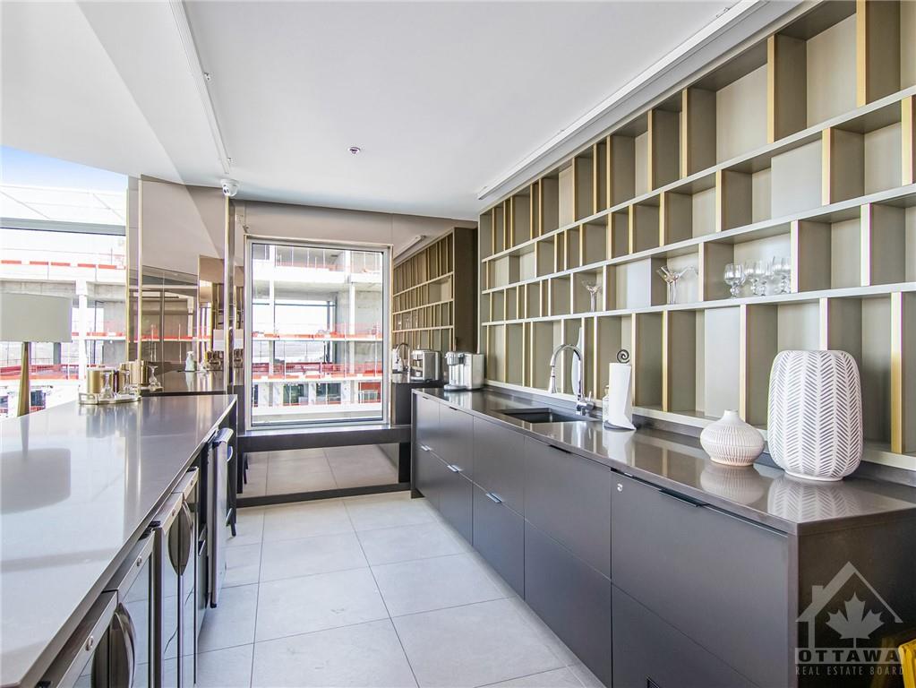 200 INLET Private, #808