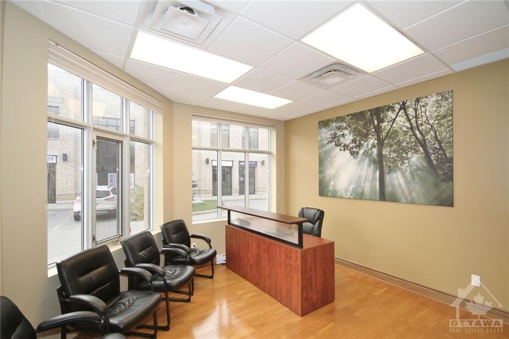 120 TERENCE MATTHEWS Crescent, #A1