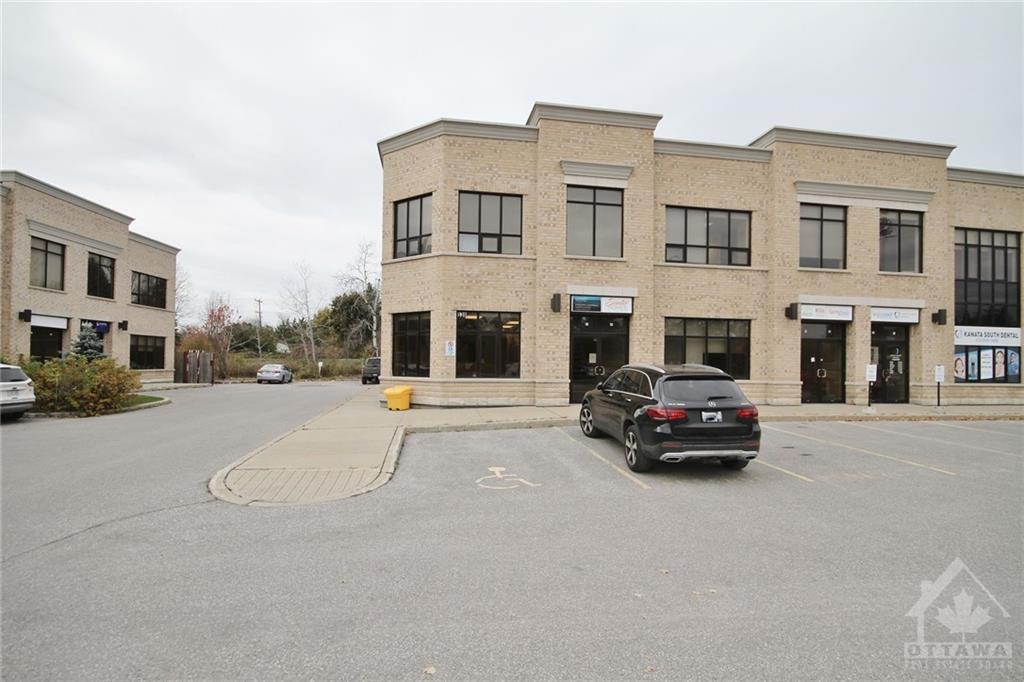 120 TERENCE MATTHEWS Crescent, #A1