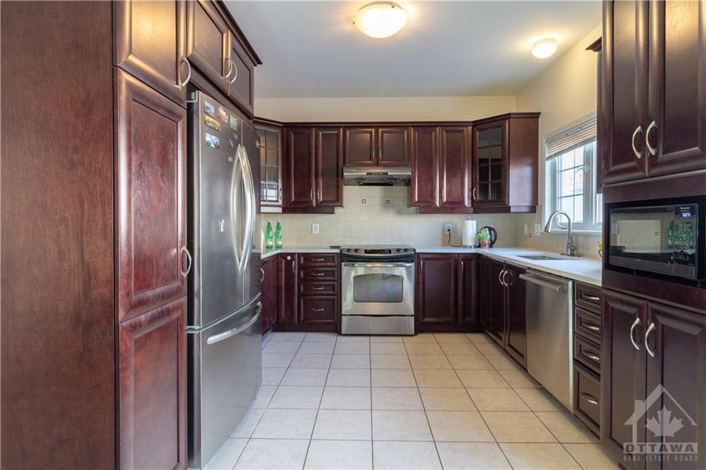 541 CARINA Crescent