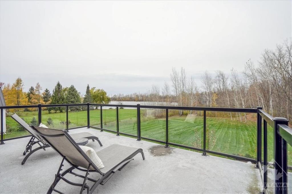 1683 LAKESHORE Drive