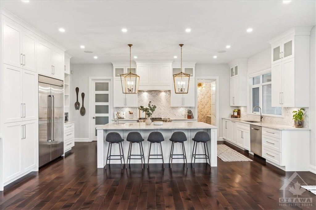 1683 LAKESHORE Drive