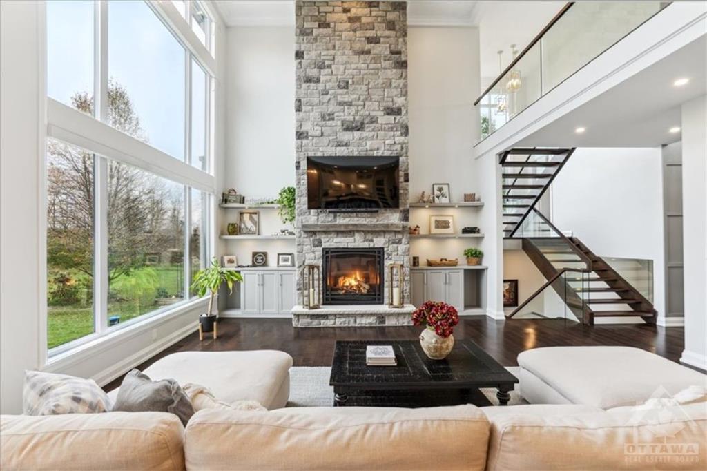 1683 LAKESHORE Drive