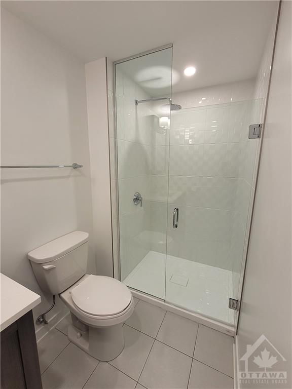 340 QUEEN Street, #1608