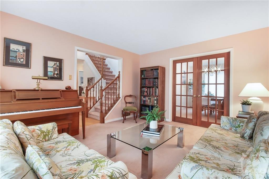 43C HEWITT Way