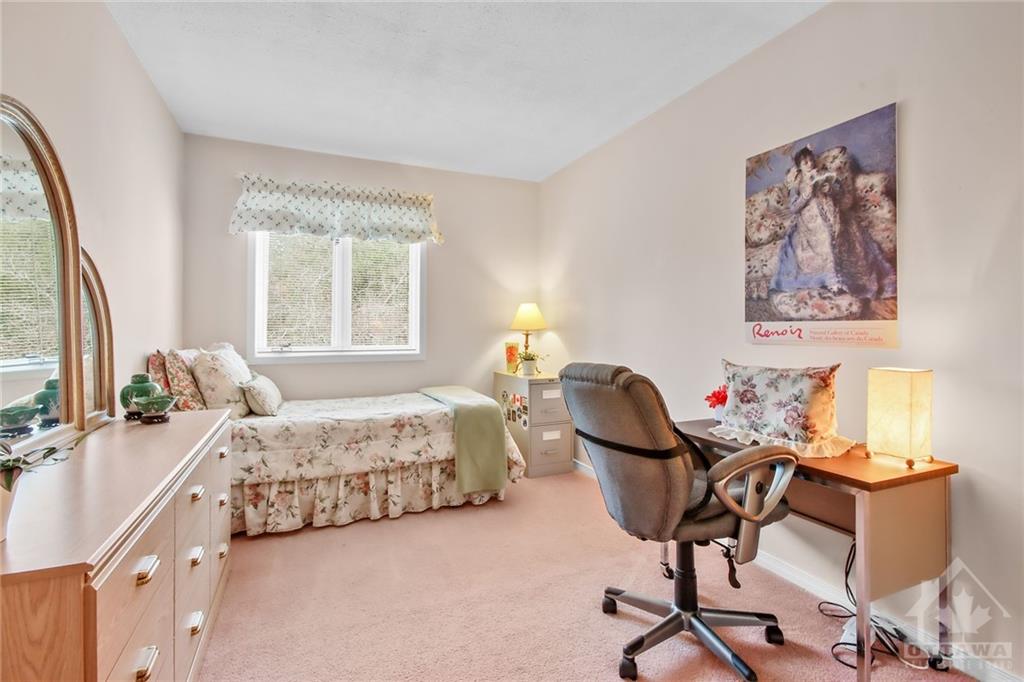 43C HEWITT Way