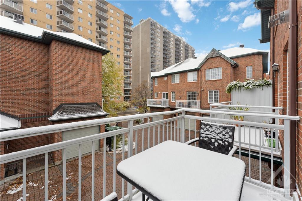 12 BECKINGTON Private