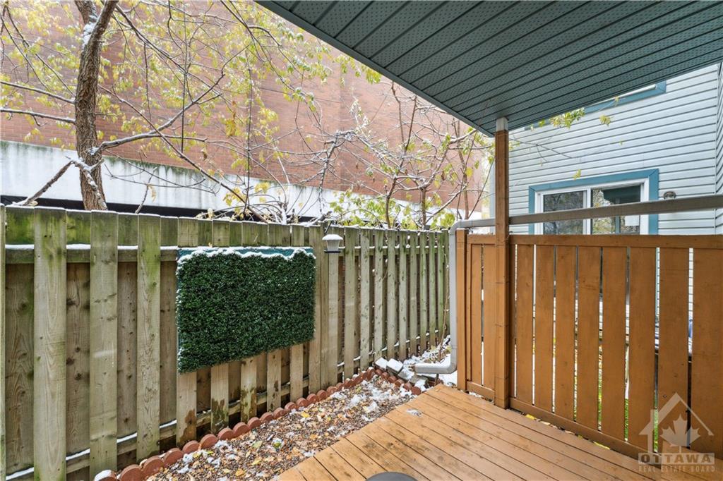 12 BECKINGTON Private