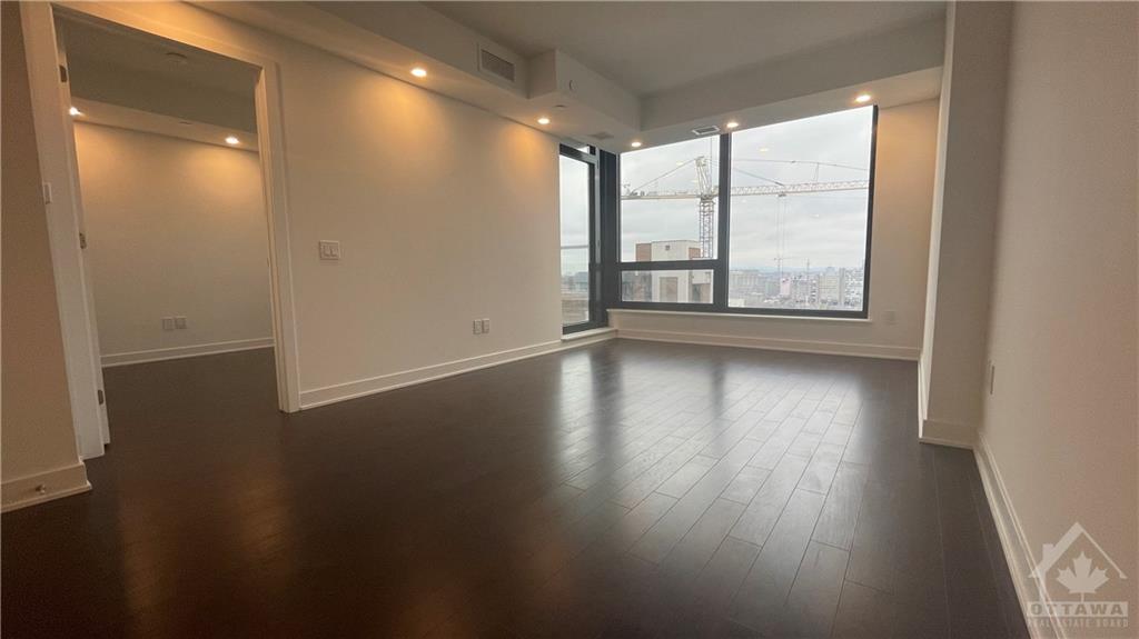 340 QUEEN Street, #1703