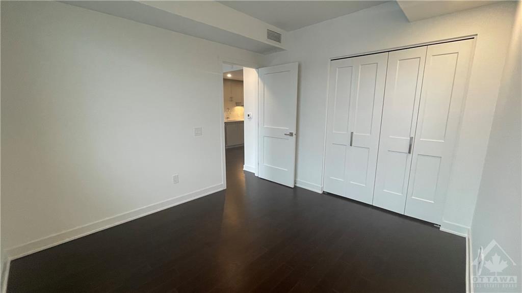 340 QUEEN Street, #1703