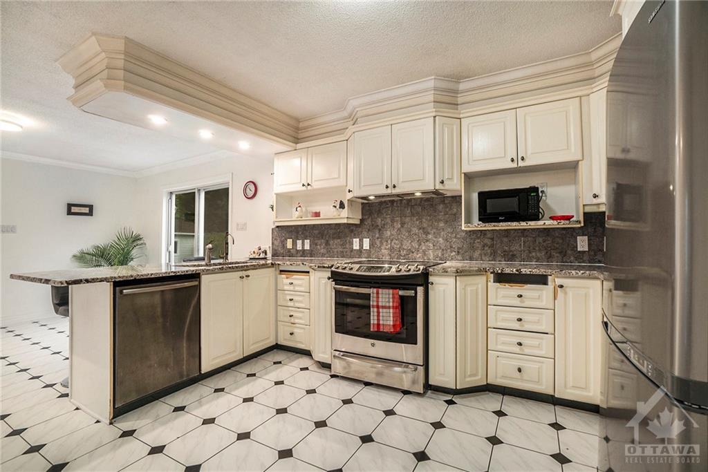 203 MONTEE OUTAOUAIS Road