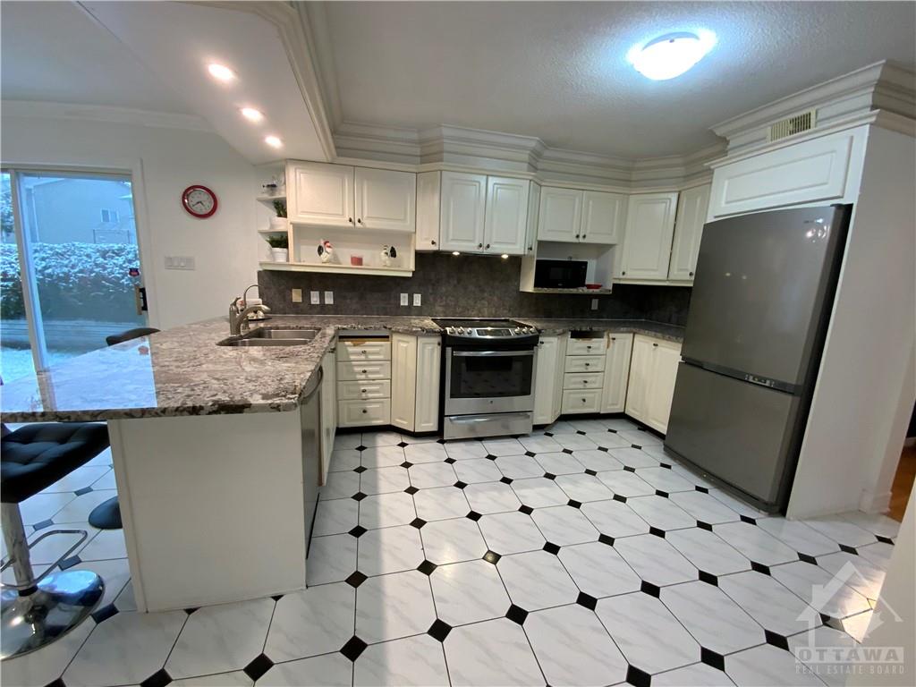 203 MONTEE OUTAOUAIS Road