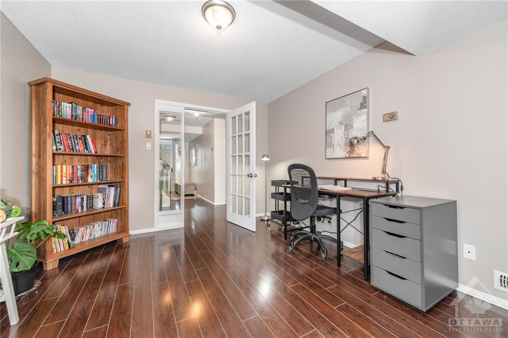 270 DALEHURST Drive, #C