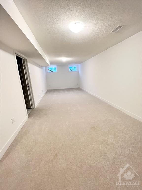 74 NETTLE Crescent