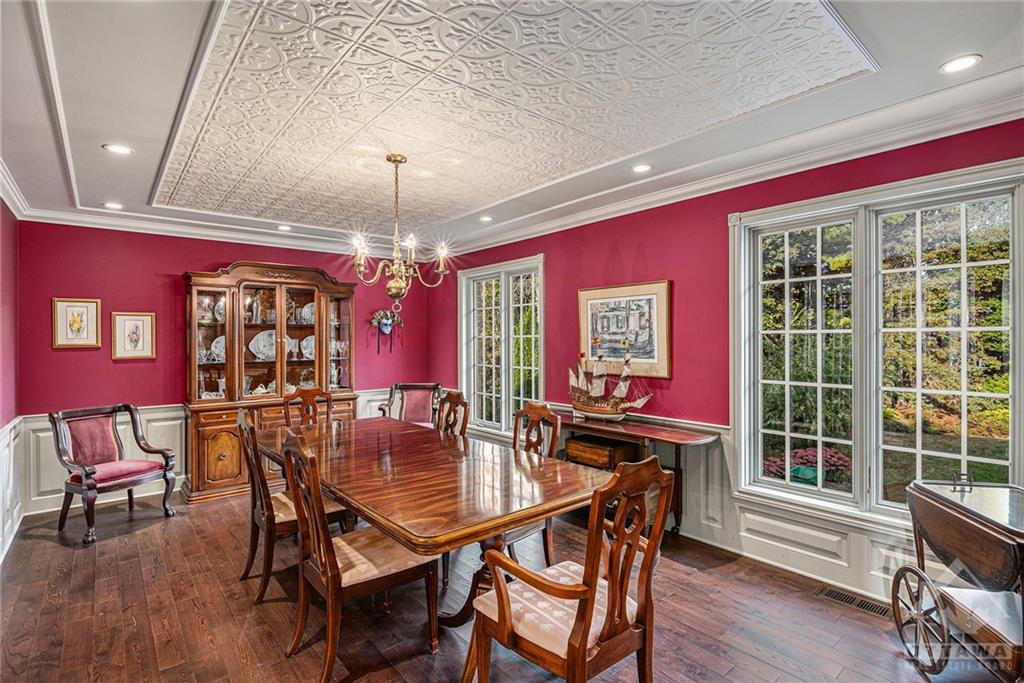 26 KAYMAR Drive