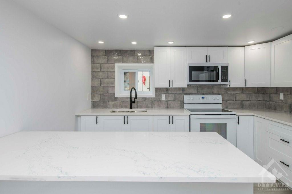 262 JOFFRE-BELANGER Way