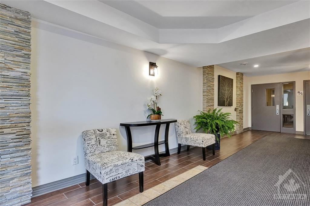 398 VAN BUREN Street, #313