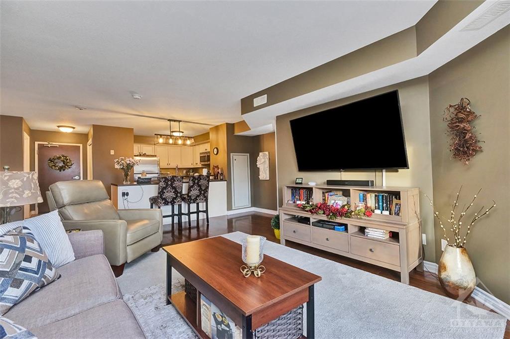398 VAN BUREN Street, #313
