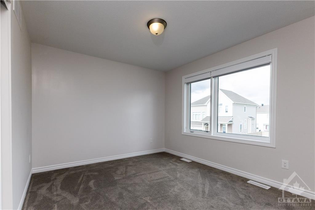 172 AUBRAIS Crescent