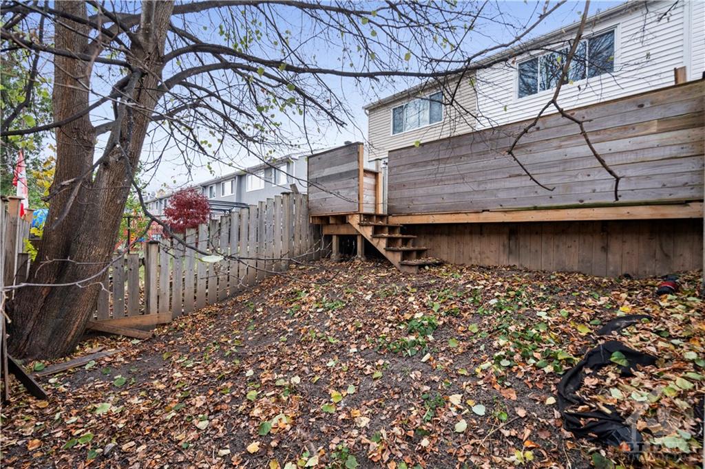 31 TYBALT Crescent