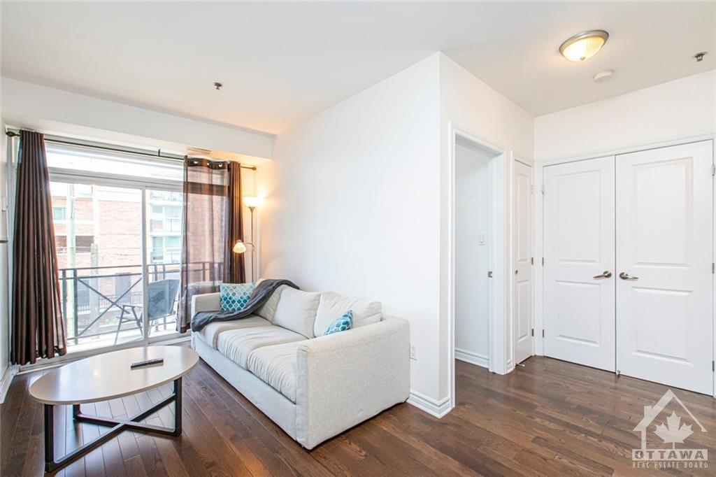 429 KENT Street, #322