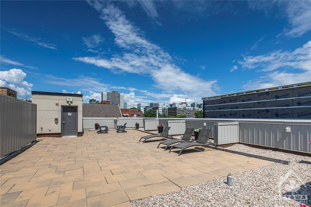 429 KENT Street, #322