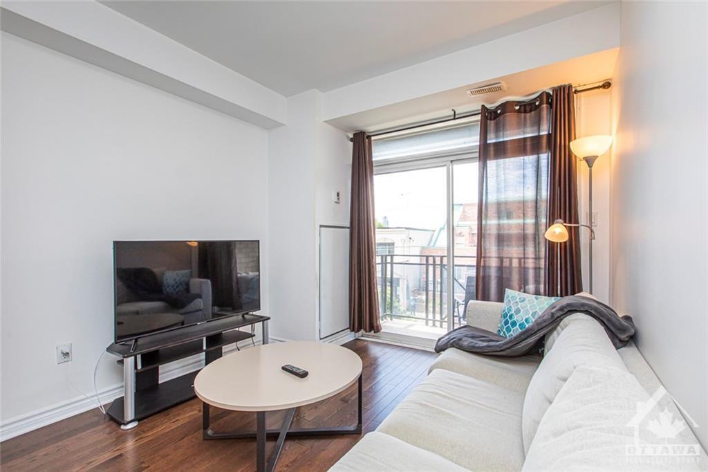 429 KENT Street, #322
