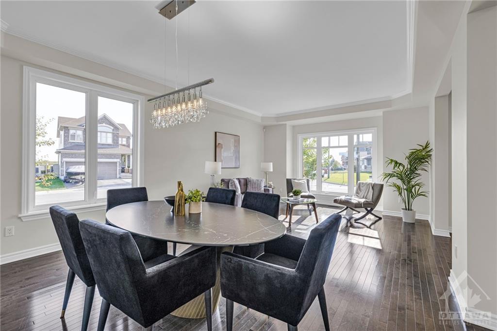 900 WILDCARROT Crescent