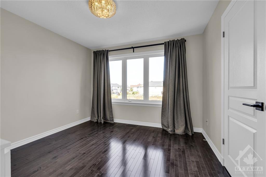 900 WILDCARROT Crescent