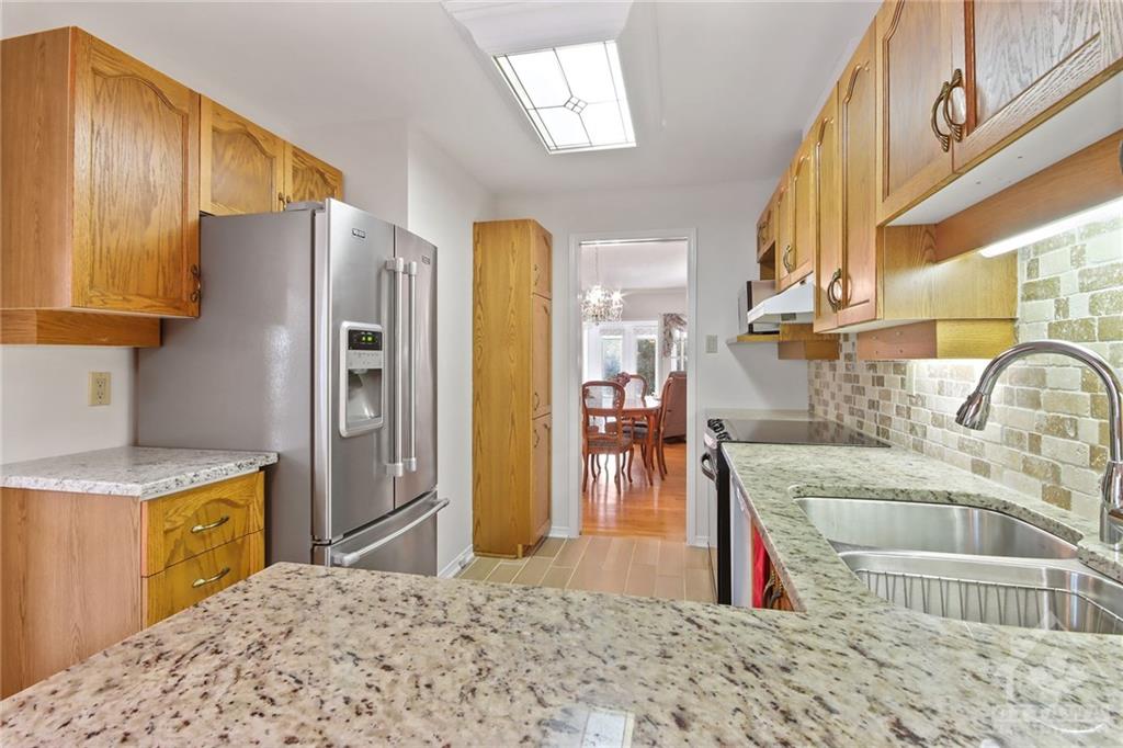 14 GRAND CEDAR Court