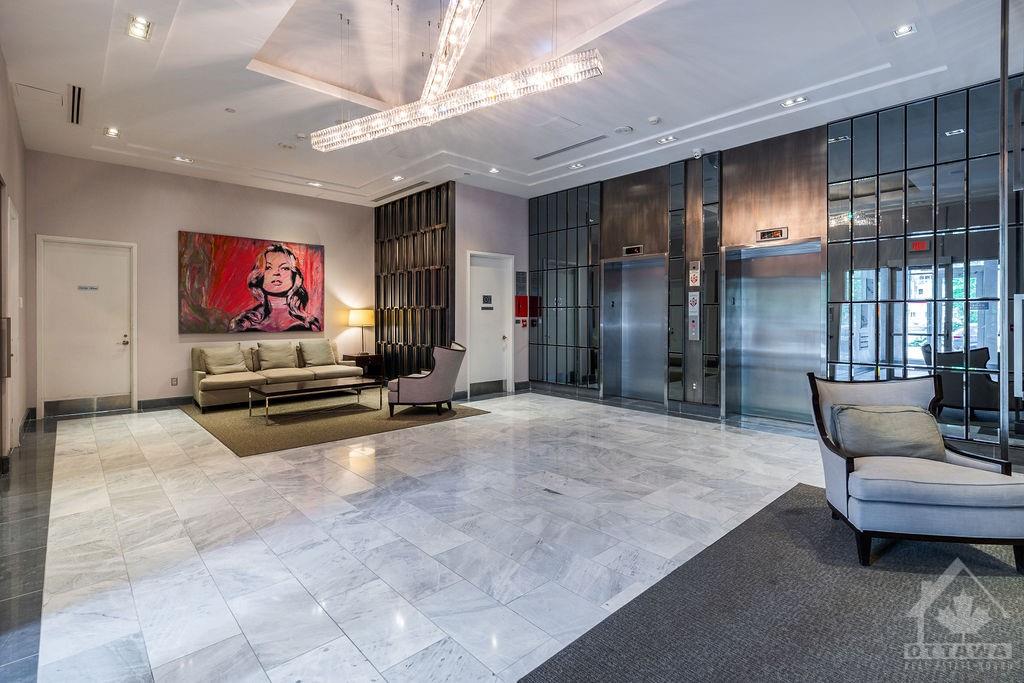 300 LISGAR Street, #404