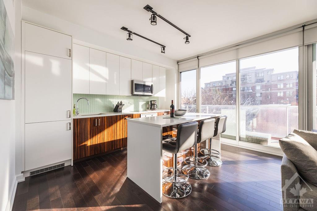 300 LISGAR Street, #404