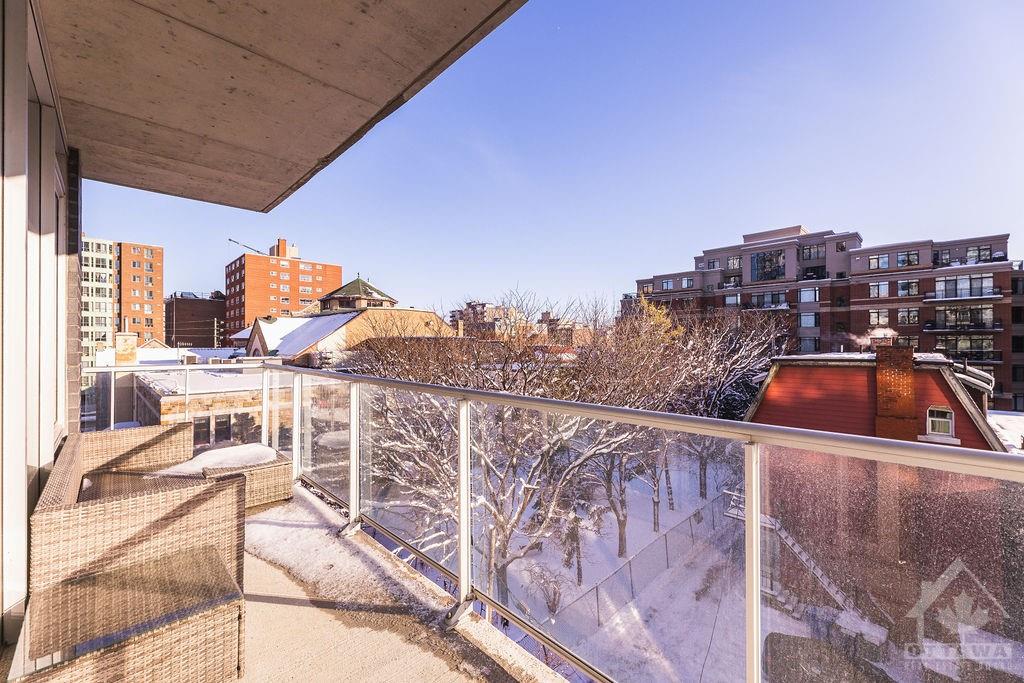 300 LISGAR Street, #404