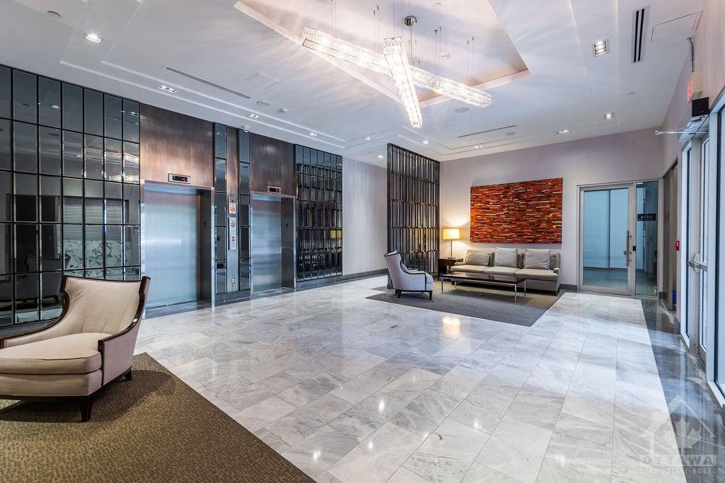 300 LISGAR Street, #404