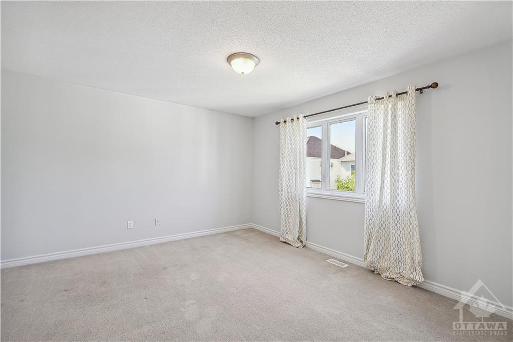 2478 ESPRIT Drive