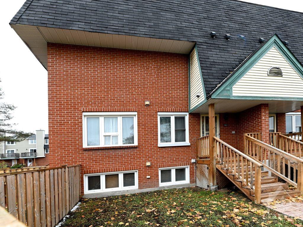 2 TERRACE Drive, #102