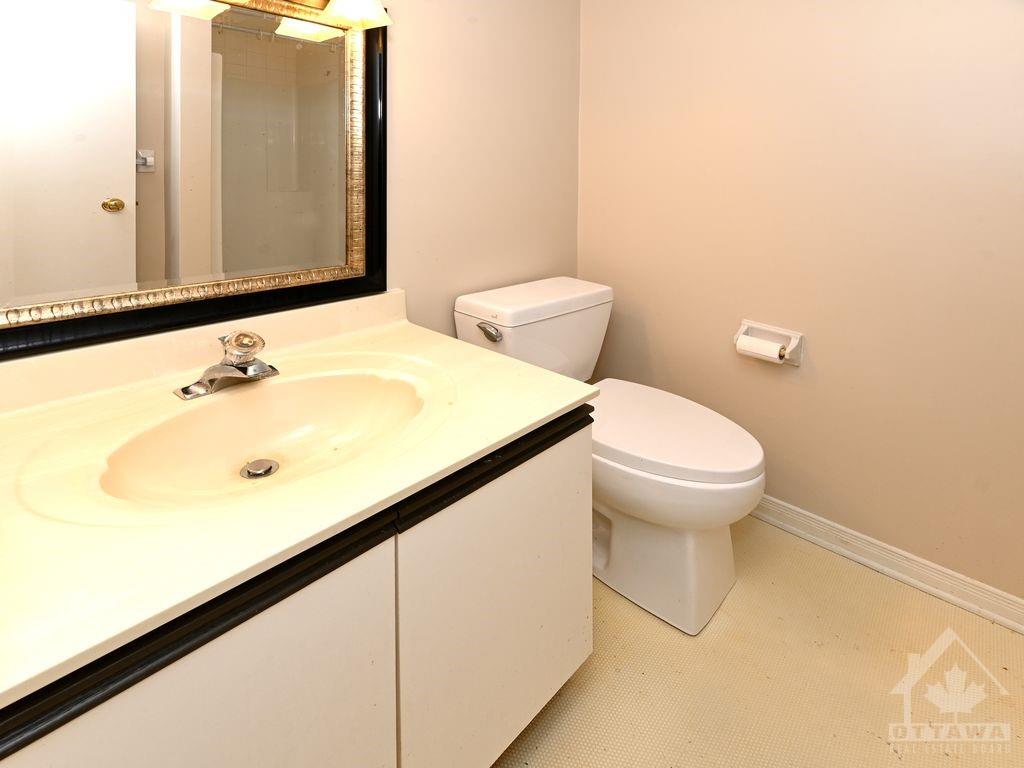 2 TERRACE Drive, #102
