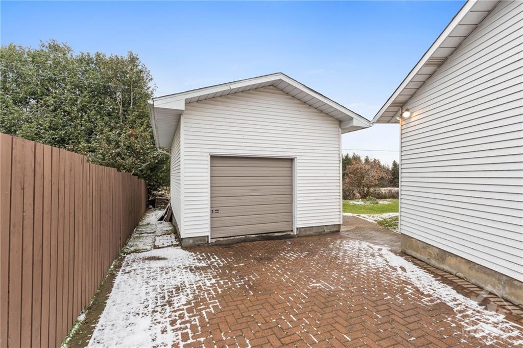 7 CADE Court