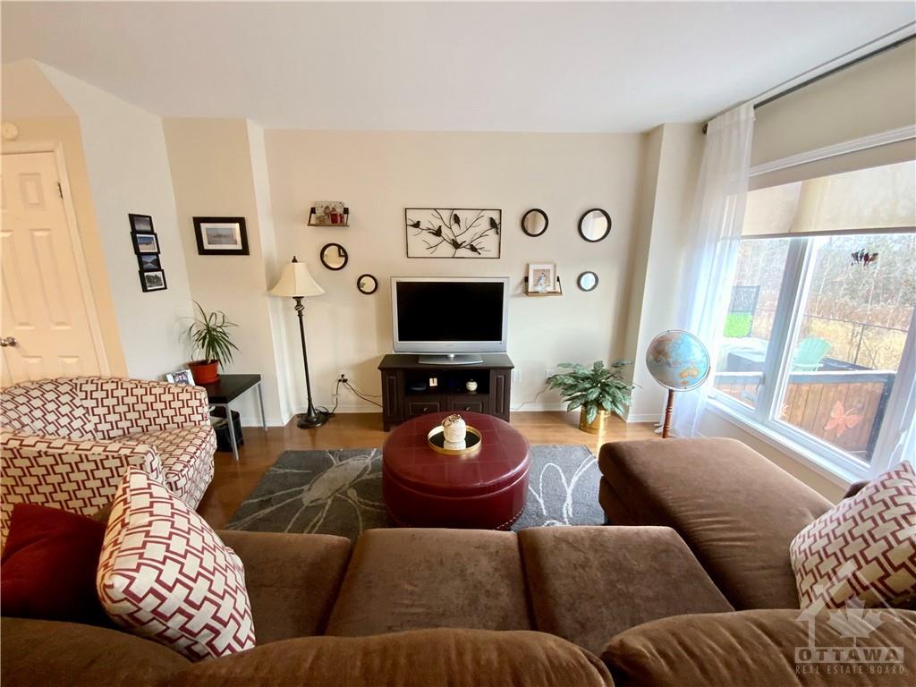 133 PARKROSE Private