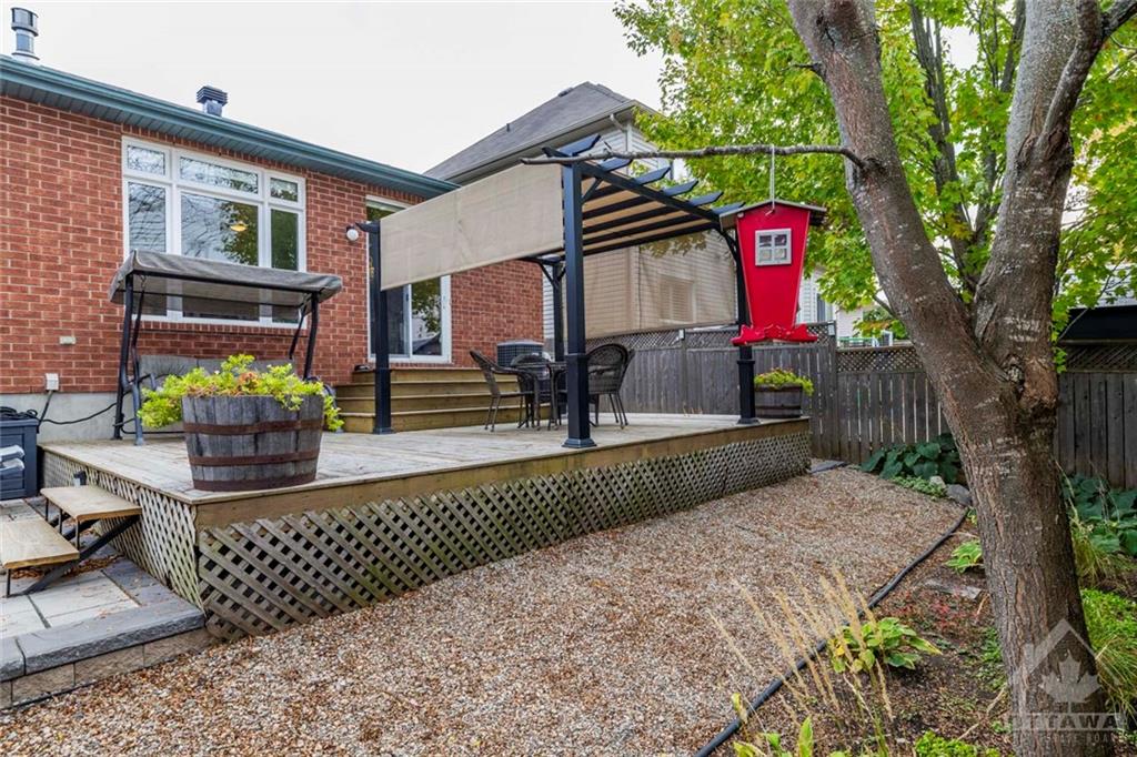 322 WISTERIA Crescent