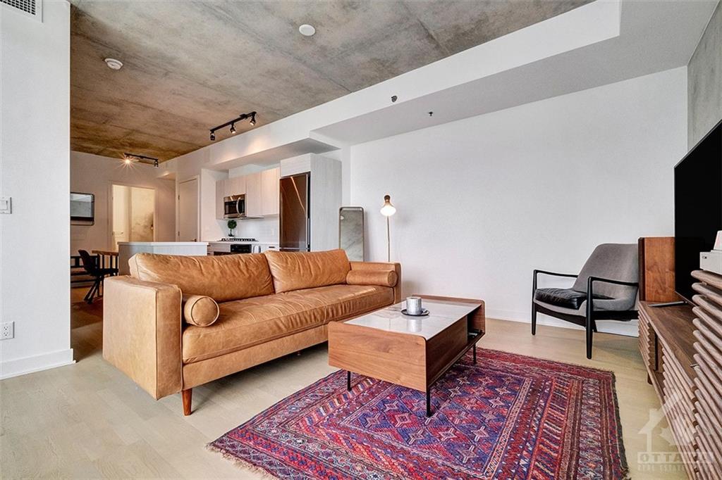 203 CATHERINE Street, #611