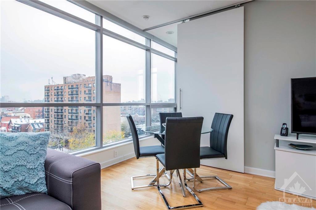 180 YORK Street, #801