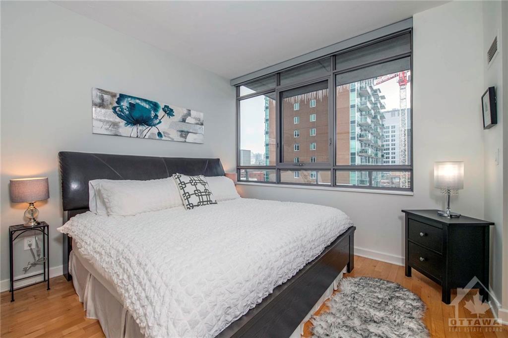 180 YORK Street, #801